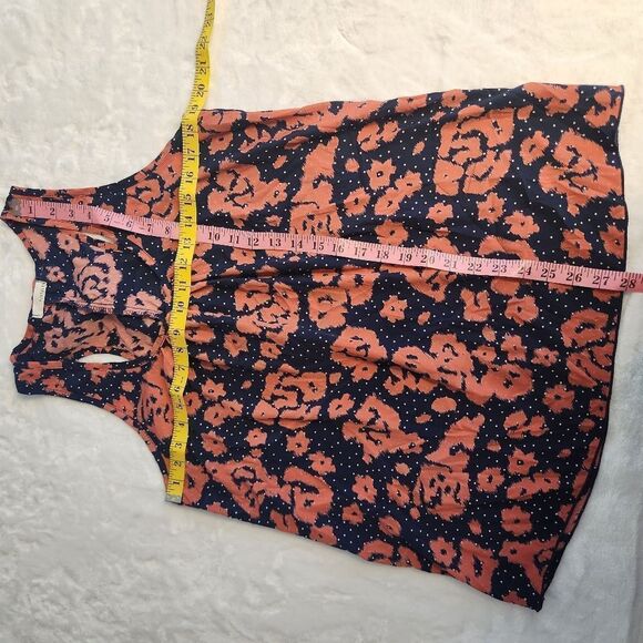 3/$25 Everly Navy Salmon Racerback Ruffle Abstract Floral Tank Top Sz M - Picture 9 of 11